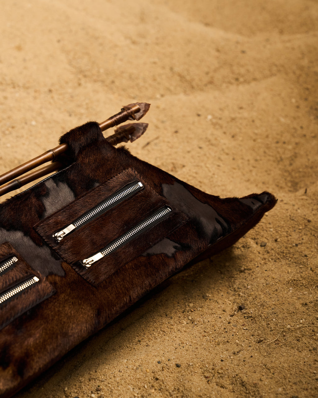 THE ARROW CLUTCH