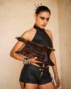 THE ARROW CLUTCH