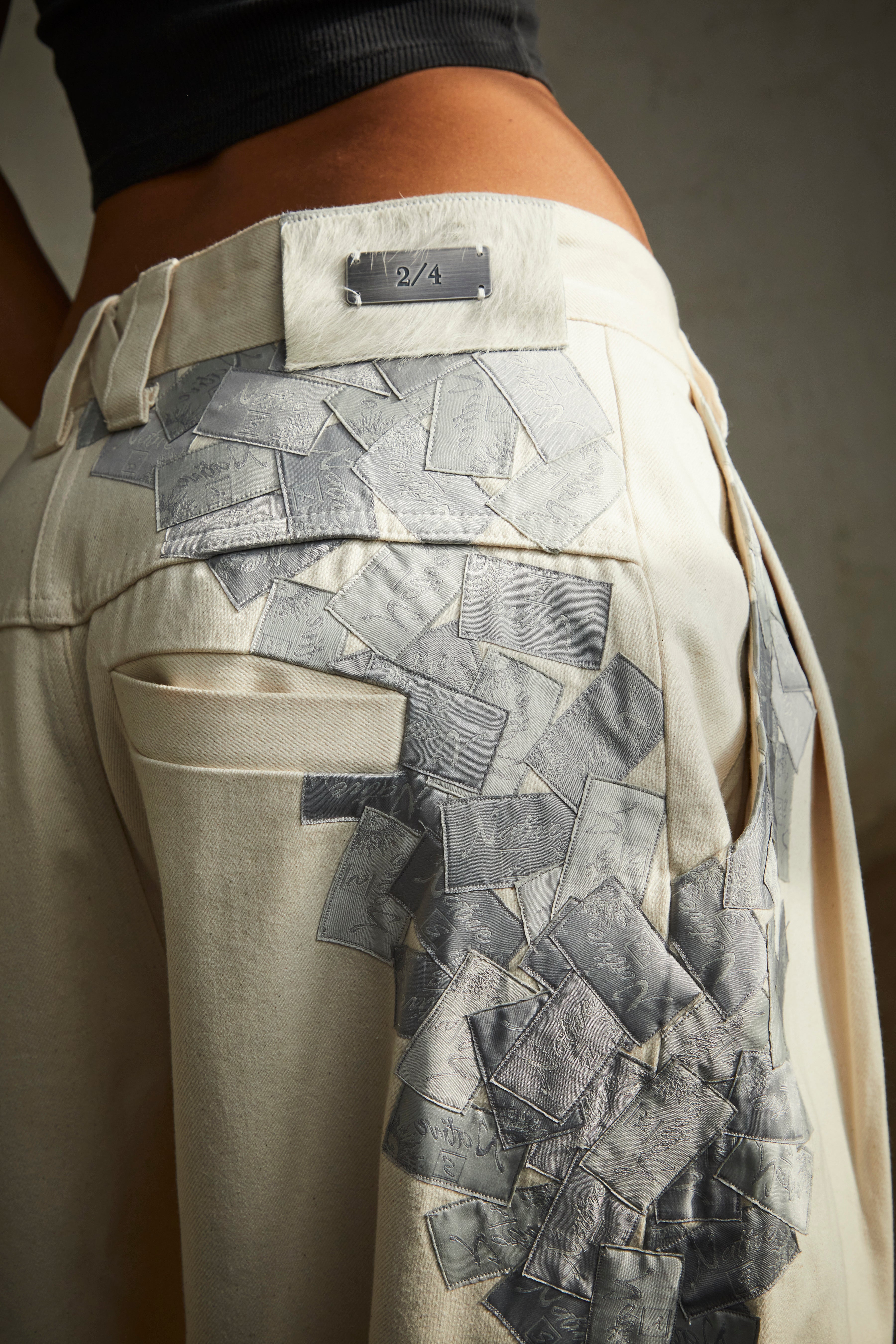 ‘CREAM’ 14OZ PLEATED SELVEDGE DENIM